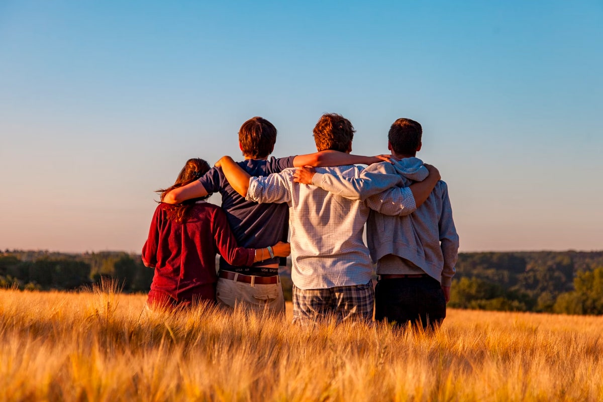 Cómo Compartir Momentos Felices Con Los Amigos: 35 Ideas Para Celebrarlo Juntos